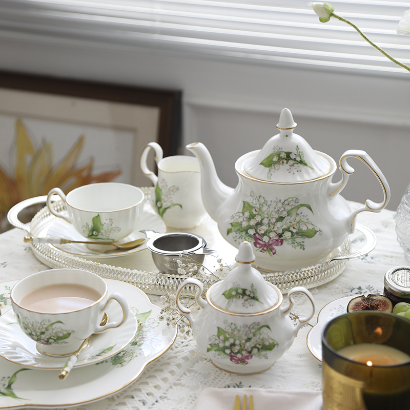 Valley Tea And Coffee - Çay Fincanı Tabakları Zambak Vadisi Seti